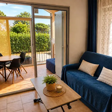Brusc Presqu'ile - 30 M2 - Jardin 40 M2 Parking 4 Pers *